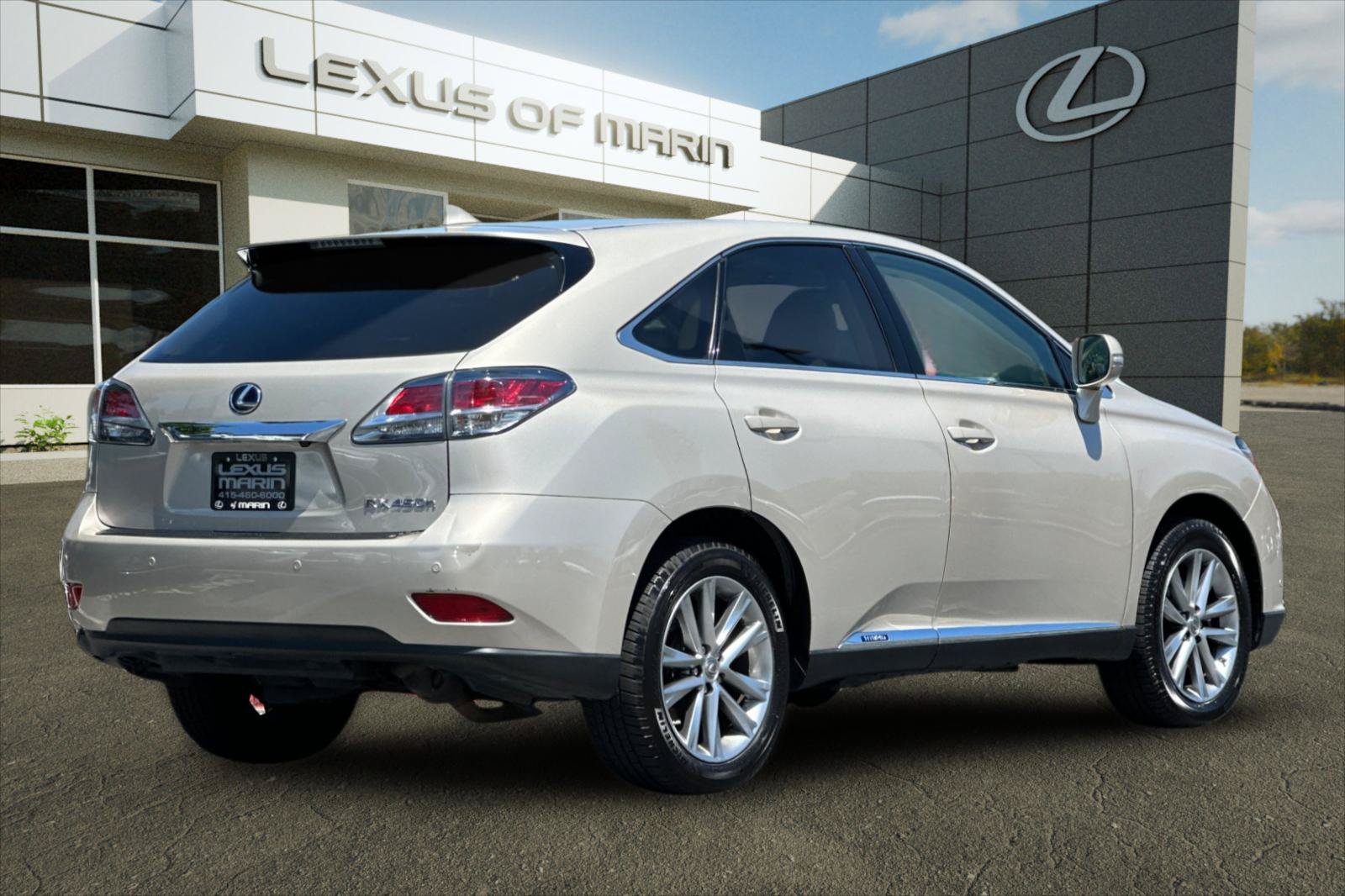 Used 2015 Lexus RX 450h FWD image 8