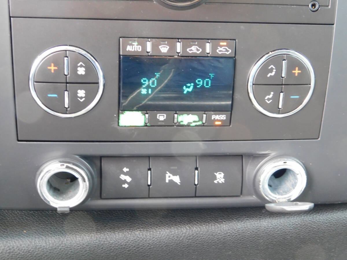 Used 2009 GMC Sierra 1500 SLE w/ Power Pack Plus image 13