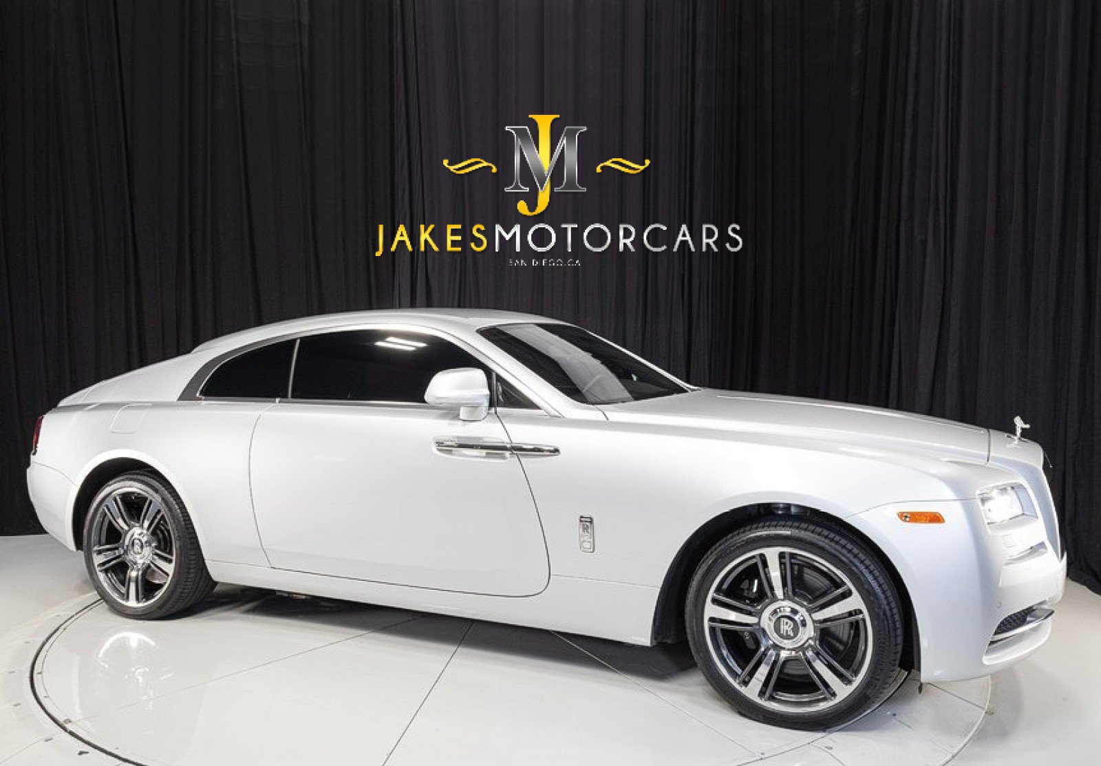 Used 2016 Rolls-Royce Wraith RWD image 15