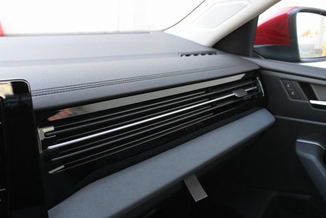 New 2026 Volkswagen Jetta SE FWD image 20