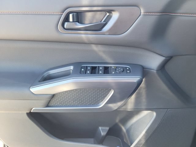 New 2026 Nissan Pathfinder Rock Creek AWD/4WD image 19