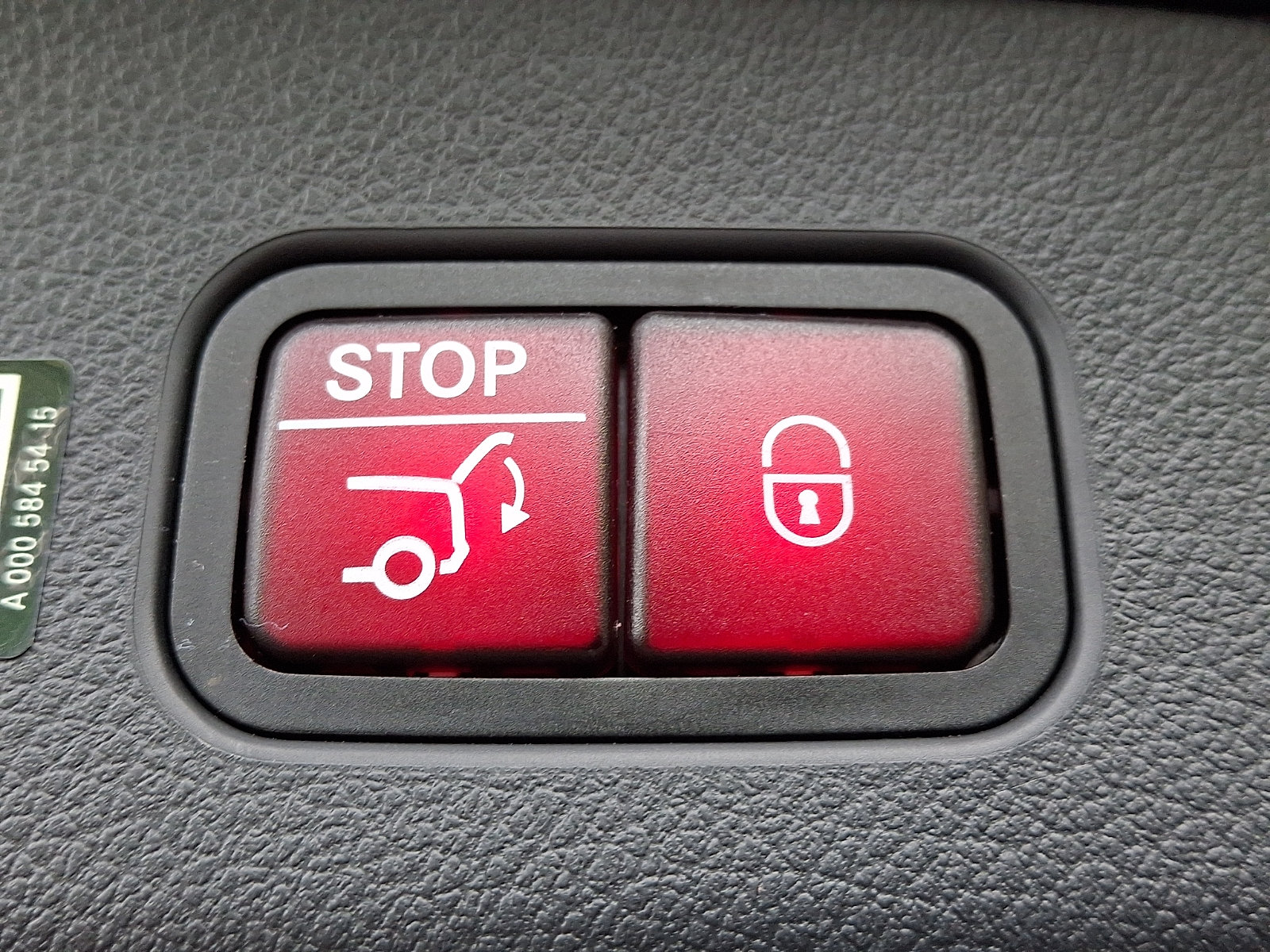Used 2024 Mercedes-Benz GLC 43 AMG 4MATIC image 29