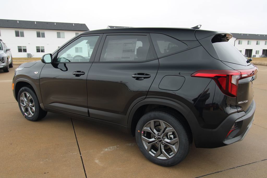 New 2026 Kia Seltos LX image 14