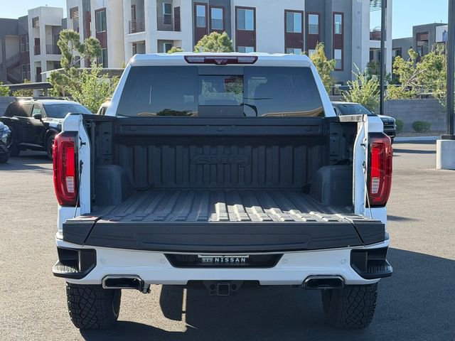Used 2024 GMC Sierra 1500 AT4 w/ Technology Package AWD/4WD image 4