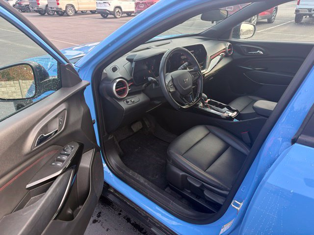 Used 2024 Chevrolet Trax RS w/ Driver Confidence Package FWD image 14