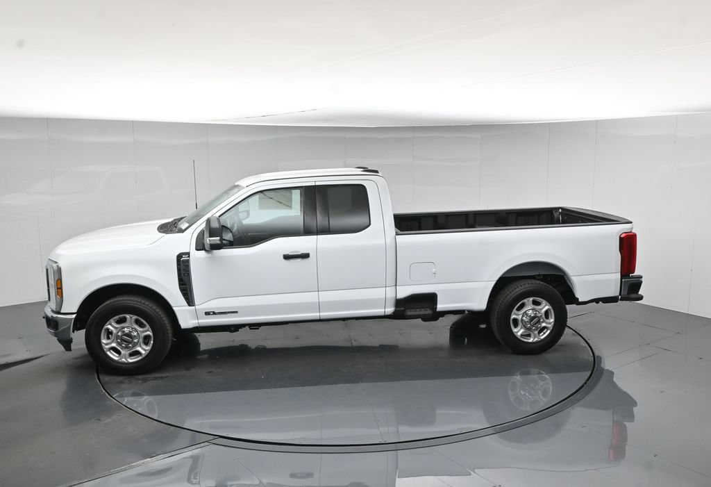 New 2026 Ford F350 XLT RWD image 42
