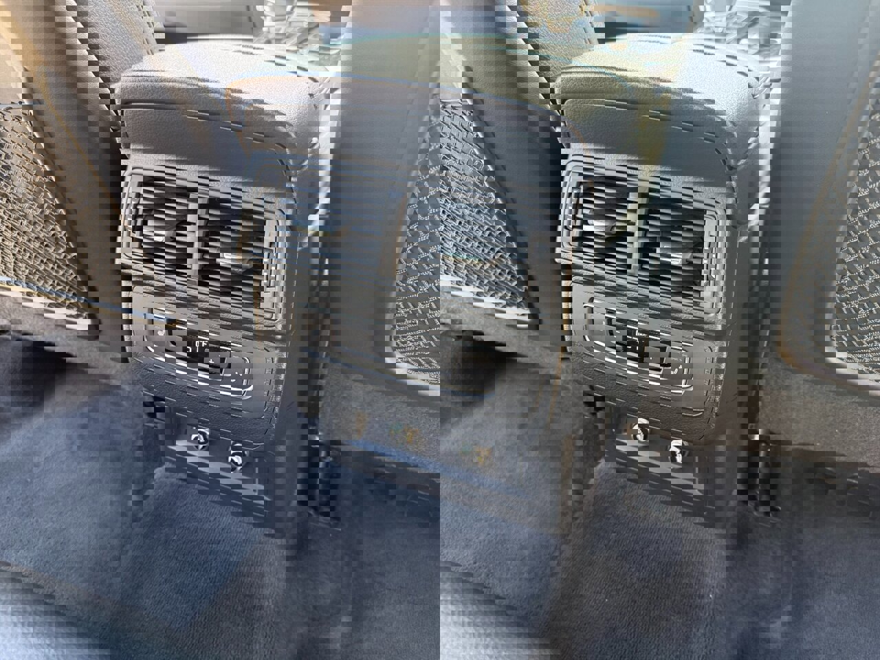 Used 2019 Audi Q7 2.0T Premium w/ Cold Weather Package image 36