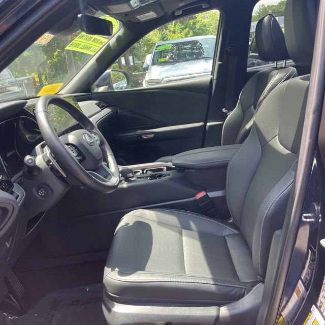 Used 2025 Lexus TX 350 AWD image 6
