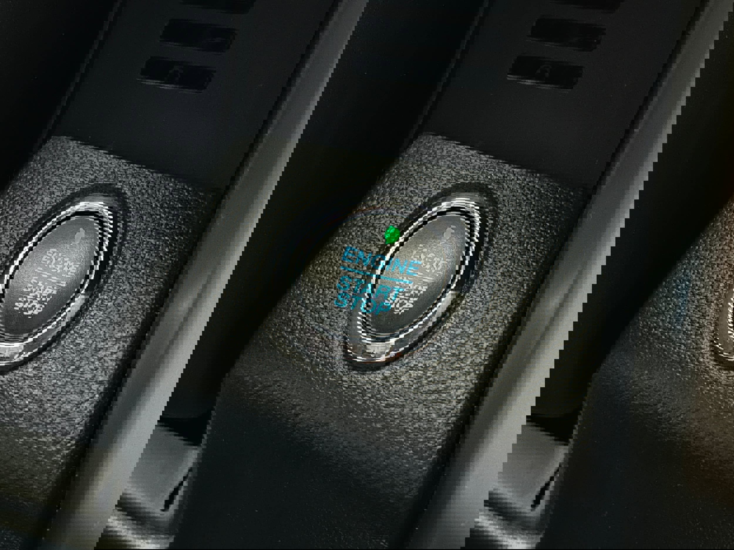 Used 2016 Ford F150 Lariat w/ Equipment Group 502A Luxury image 12