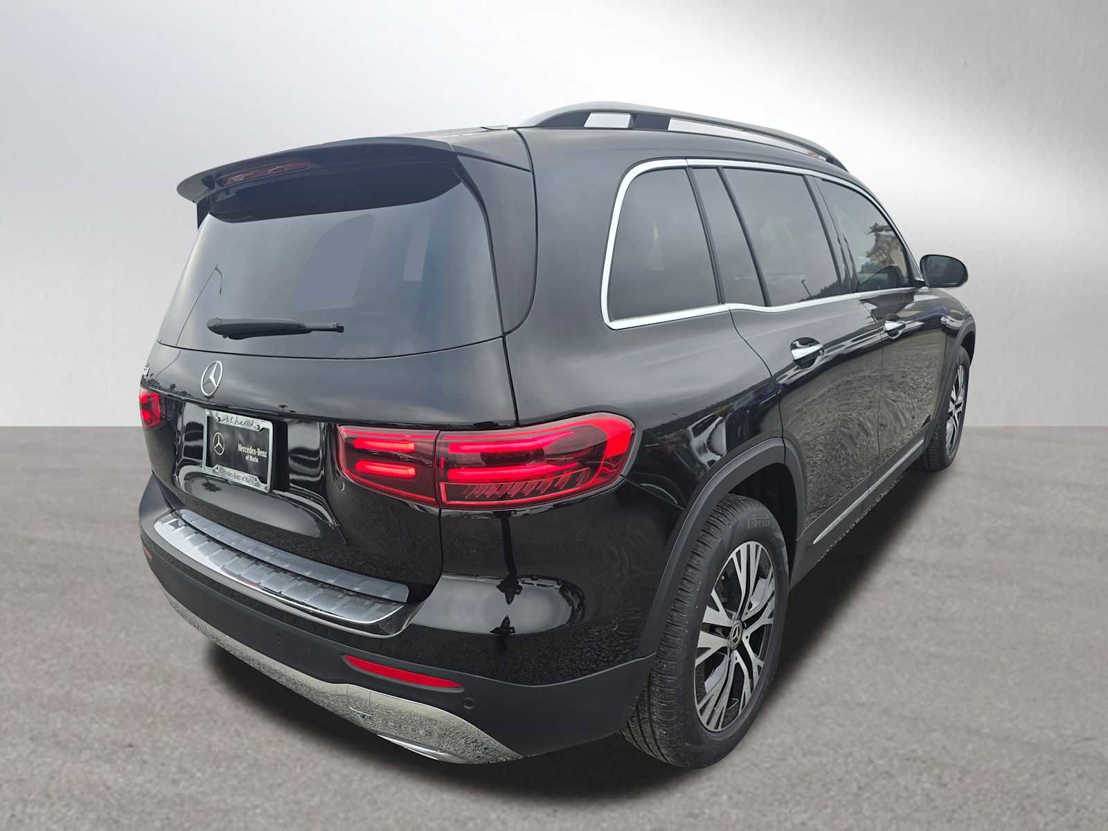 Used 2024 Mercedes-Benz GLB 250 image 5