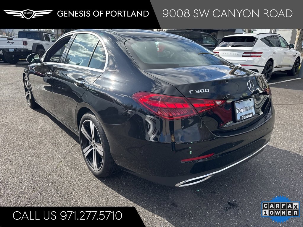 Used 2025 Mercedes-Benz C 300 4MATIC Sedan image 5