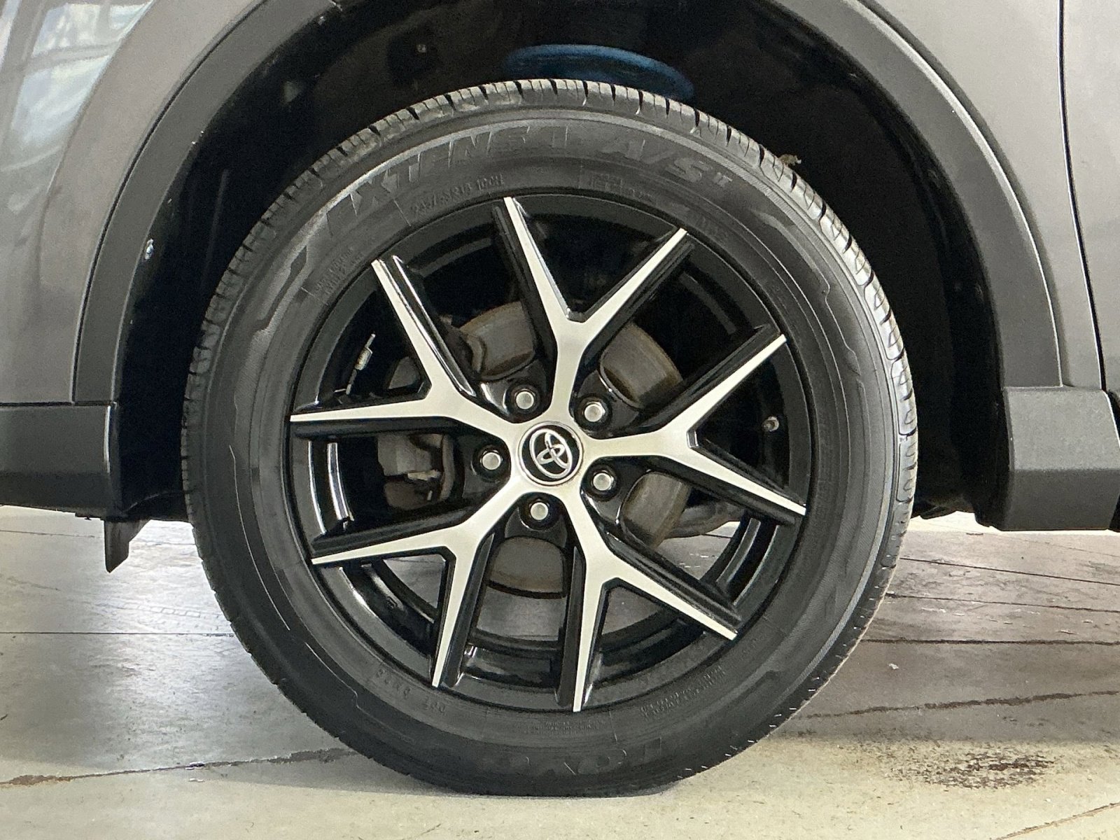 Used 2016 Toyota RAV4 SE image 20