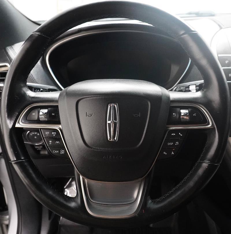 Used 2019 Lincoln Nautilus Reserve AWD/4WD image 12