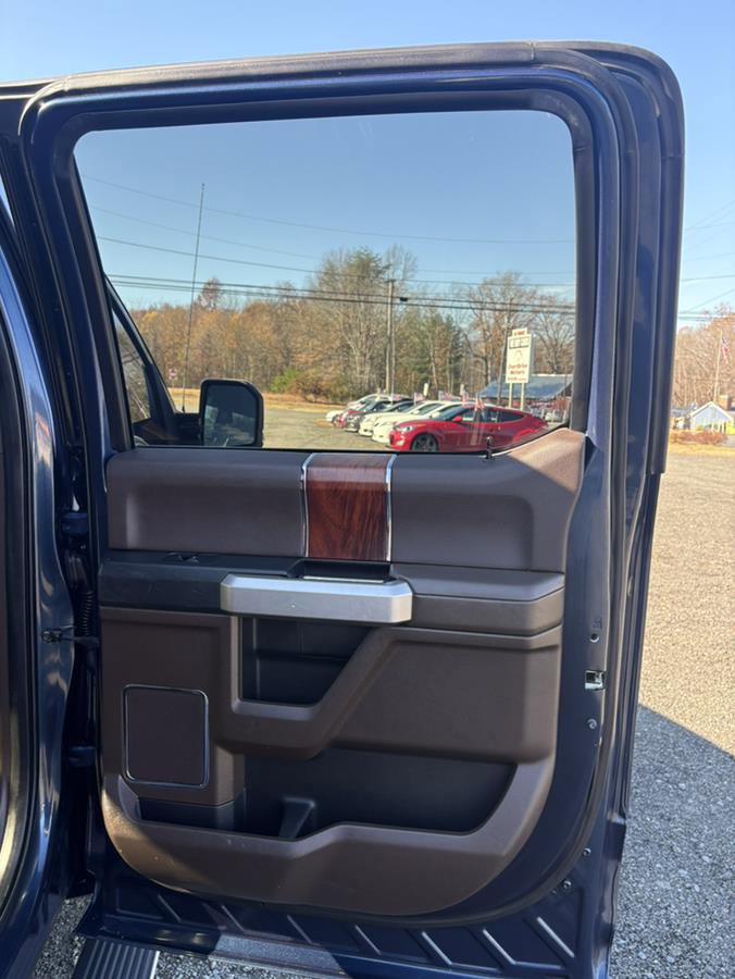 Used 2015 Ford F150 King Ranch w/ Equipment Group 601A Luxury image 18