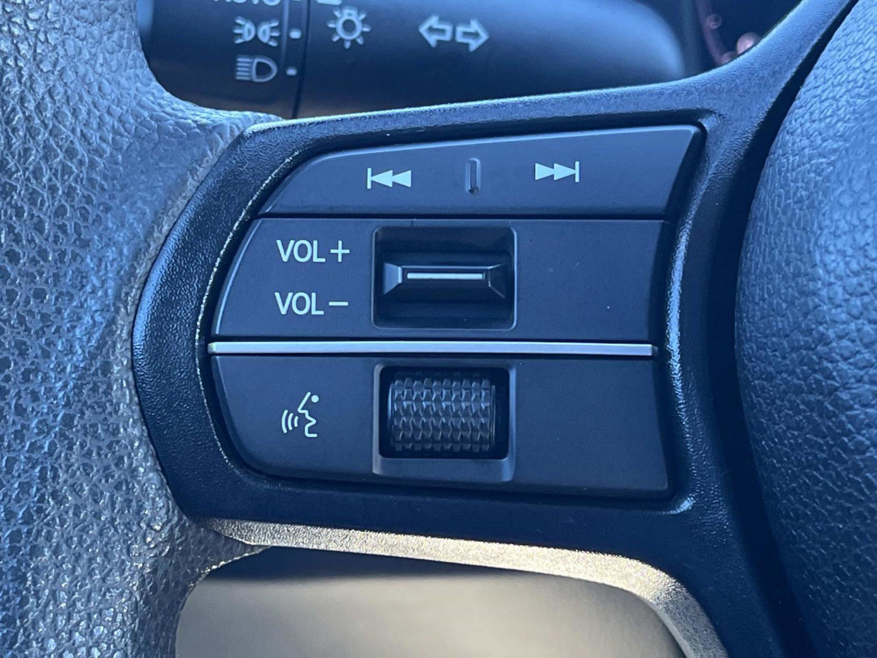 Used 2023 Honda Accord LX image 29