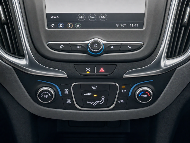 Used 2024 Chevrolet Equinox LS w/ LS Convenience Package FWD image 10