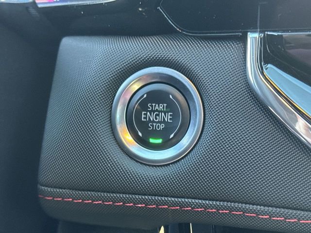 Used 2025 Chevrolet Colorado Z71 w/ Technology Package image 16