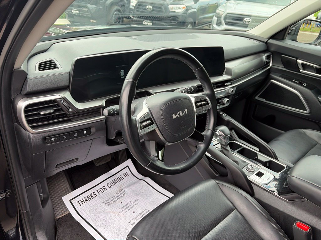 Used 2025 Kia Telluride S AWD/4WD image 27