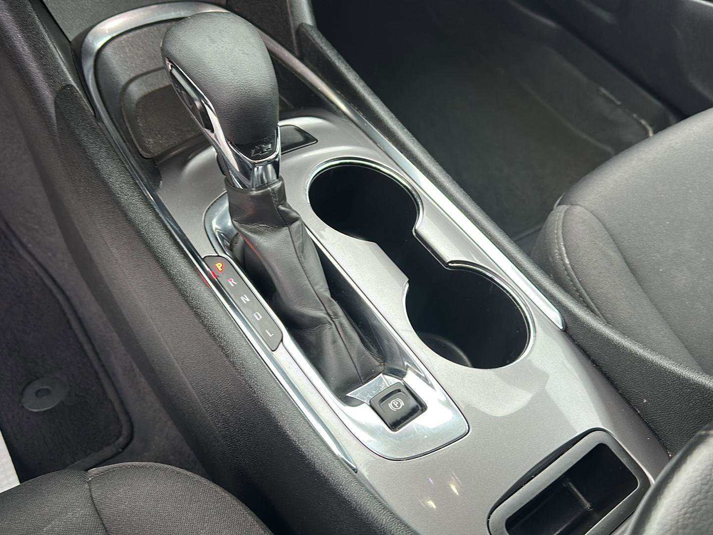 Used 2023 Chevrolet Malibu LT image 30