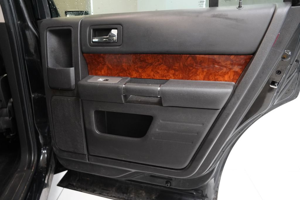 Used 2011 Ford Flex Limited w/ Trailer Tow Pkg Class III image 29