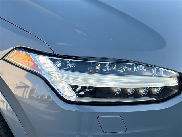 Used 2021 Volvo XC90 T6 Inscription w/ Protection Package Premier image 36