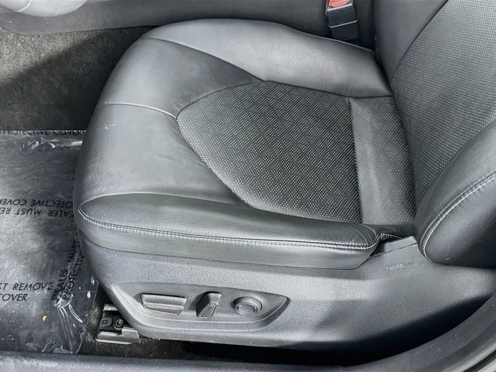 Used 2022 Toyota Camry XSE FWD image 24