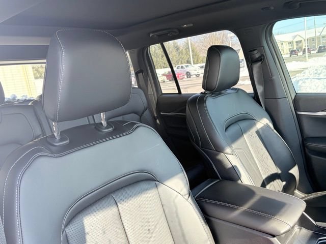 New 2026 Jeep Grand Cherokee Limited w/ Luxury Tech Group II AWD/4WD image 30