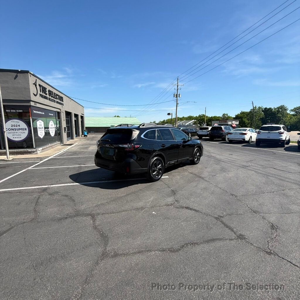 Used 2020 Subaru Outback Onyx Edition XT AWD/4WD image 17