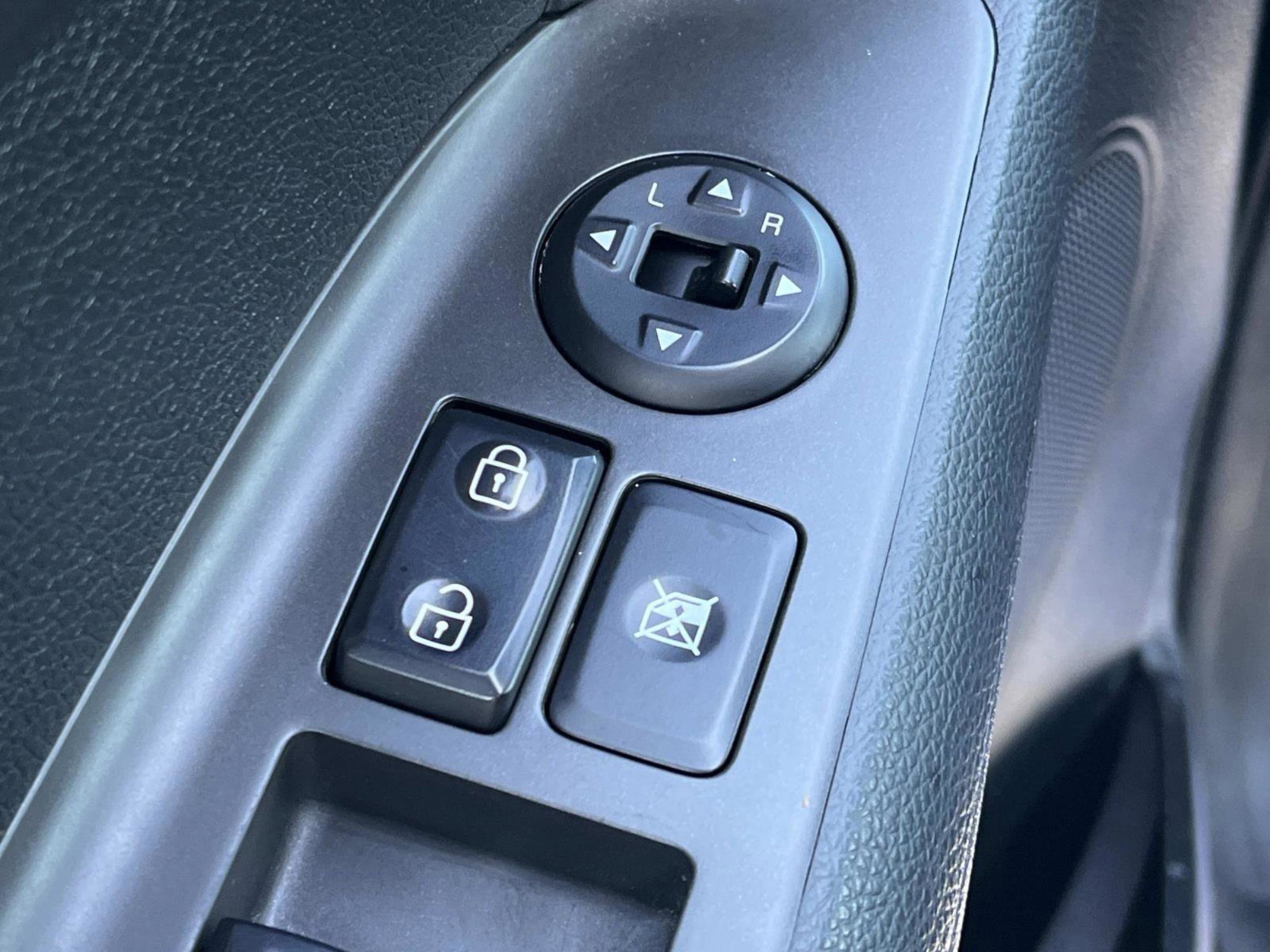 Used 2018 Kia Forte LX image 25