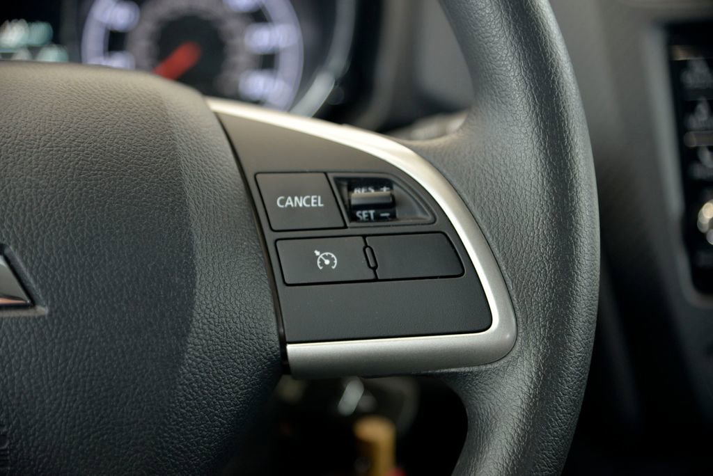 Used 2024 Mitsubishi Outlander Sport ES image 23