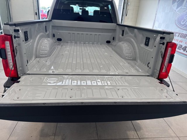 New 2026 Ford F250 4x4 Crew Cab Super Duty image 12