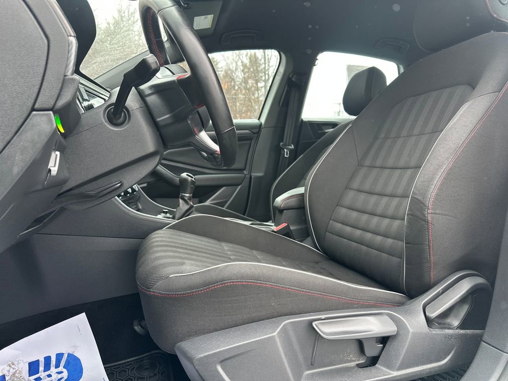 Certified 2021 Volkswagen Jetta GLI image 3