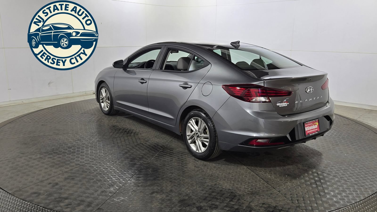 Used 2019 Hyundai Elantra SEL FWD image 5