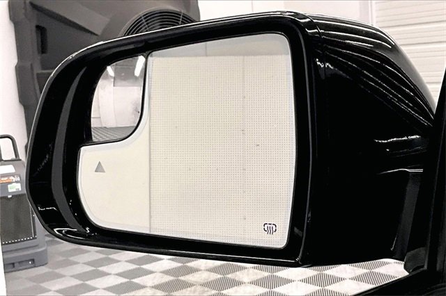 Used 2024 Jeep Wagoneer Series II image 35