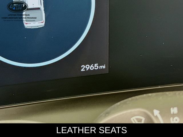 Used 2025 Hyundai Santa Cruz Limited image 12