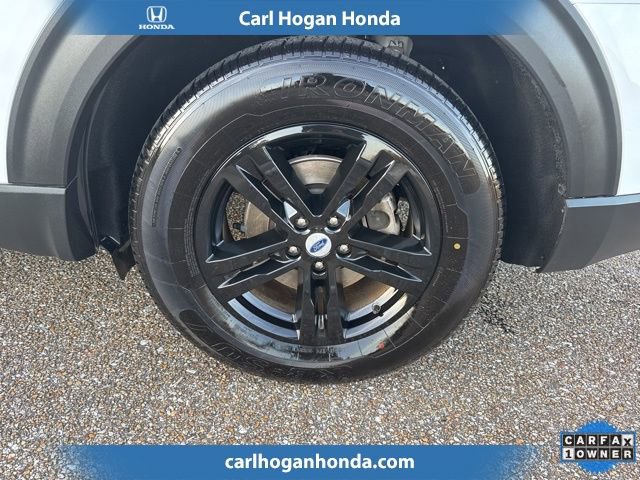 Used 2023 Ford Explorer XLT w/ Equipment Group 202A image 9