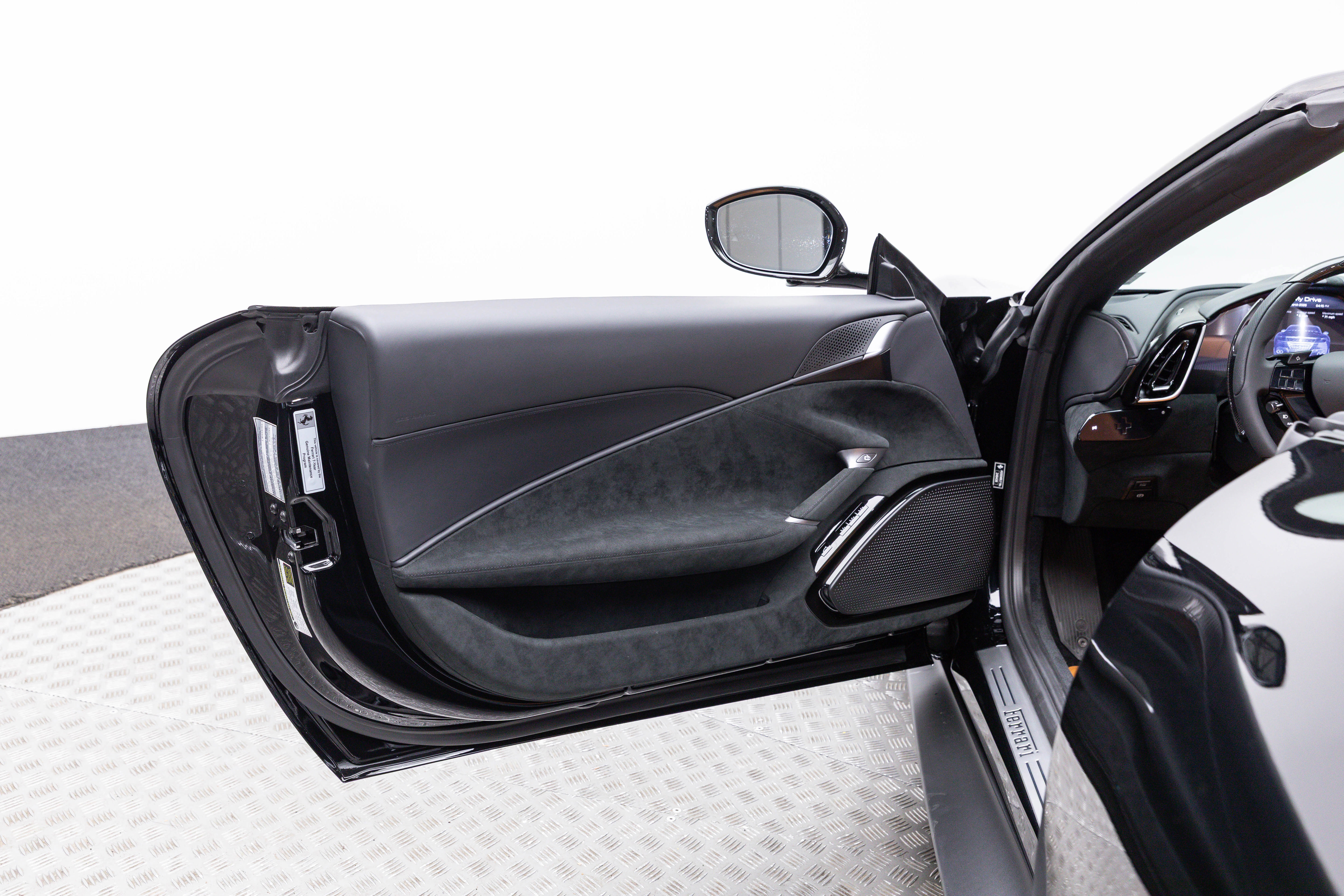 Certified 2026 Ferrari Roma Spider image 12