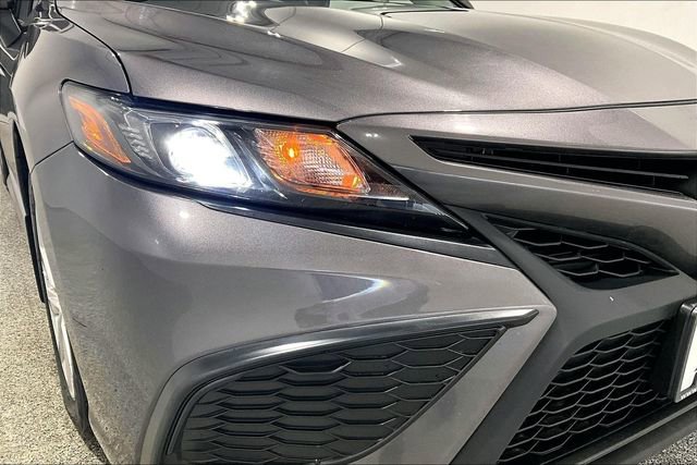 Used 2024 Toyota Camry SE FWD image 32