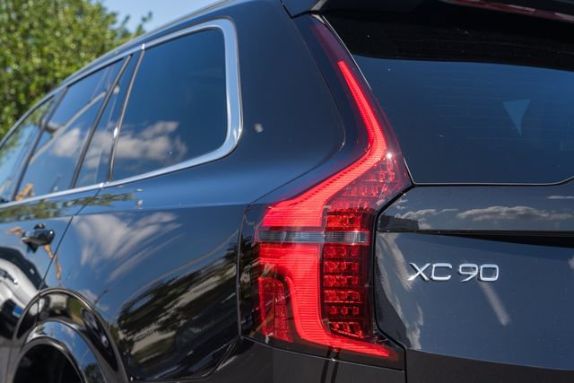 New 2026 Volvo XC90 T8 Ultra w/ Protection Package AWD/4WD image 8