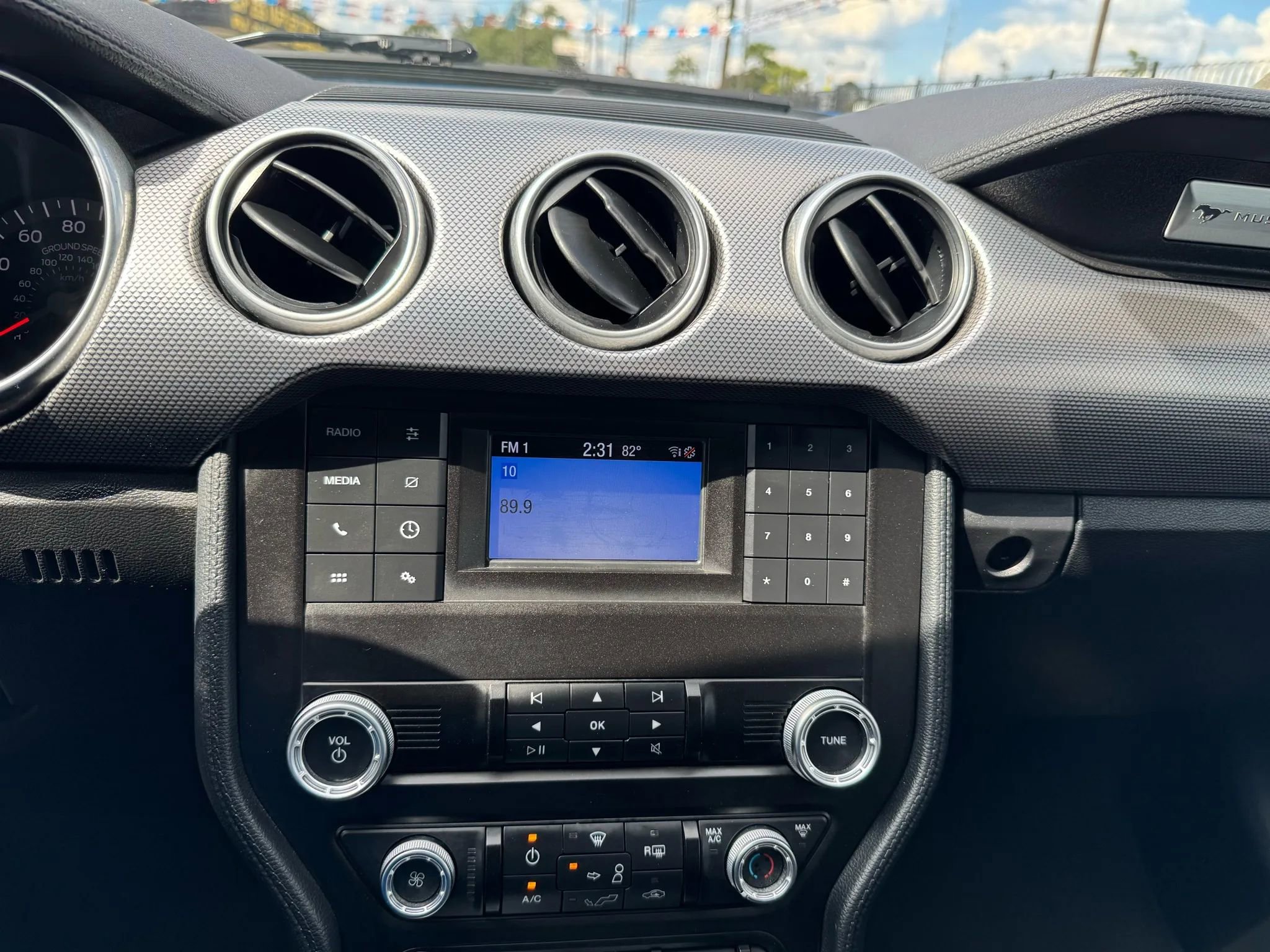 Used 2019 Ford Mustang GT image 39