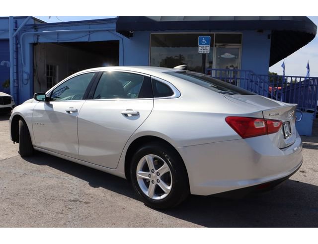Used 2022 Chevrolet Malibu LS image 3