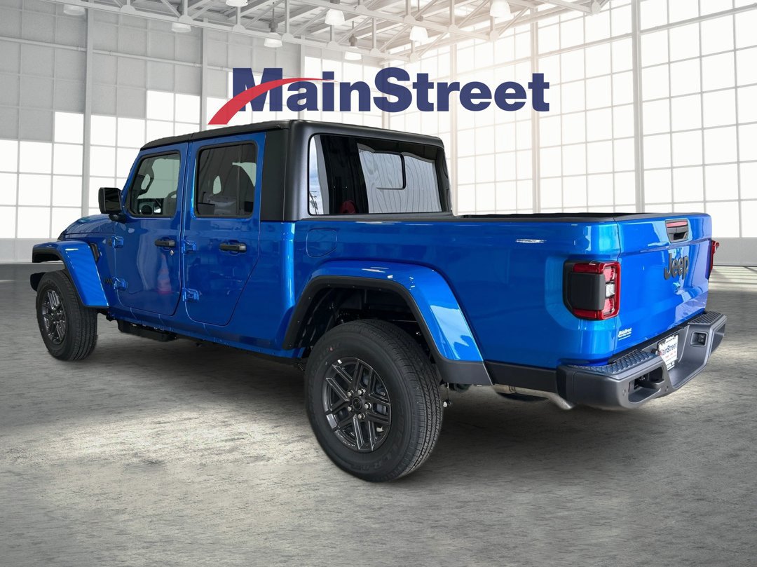 New 2026 Jeep Gladiator Sport AWD/4WD image 3