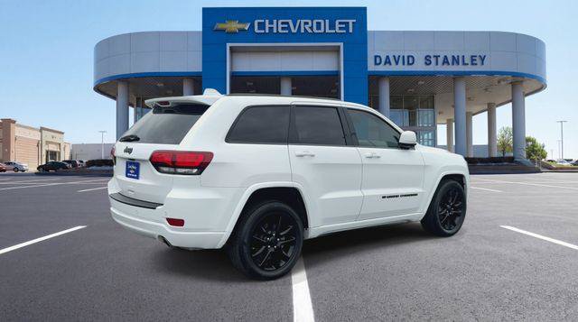 Used 2022 Jeep Grand Cherokee Laredo X RWD image 8