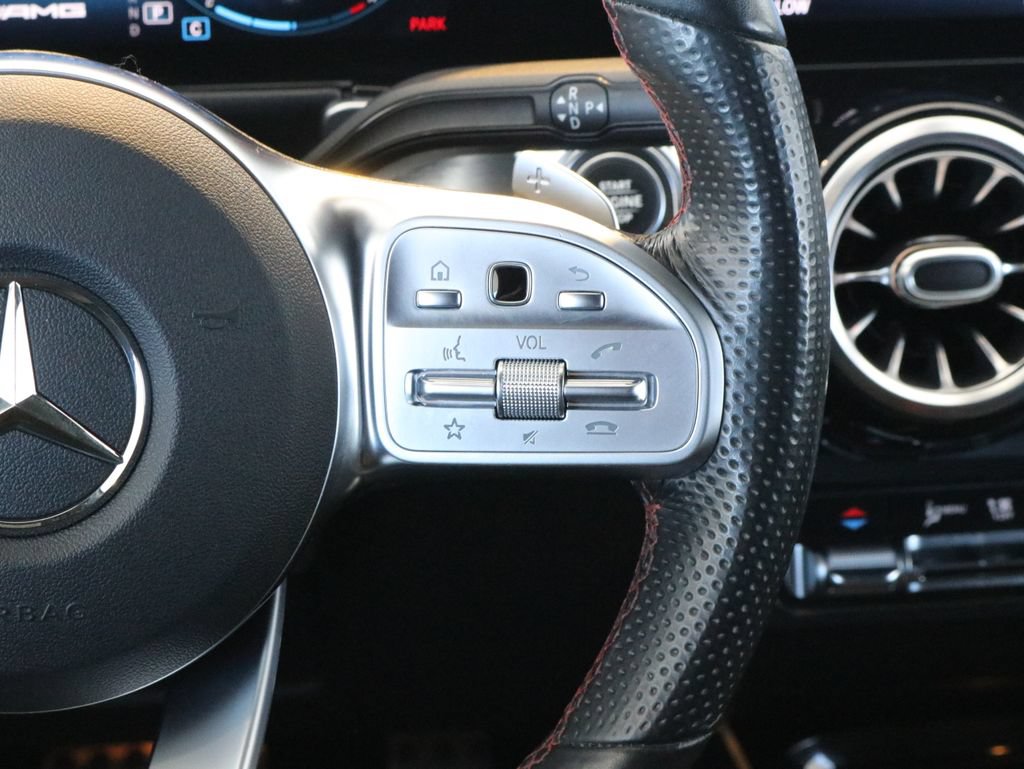Used 2021 Mercedes-Benz GLB 35 AMG 4MATIC image 13