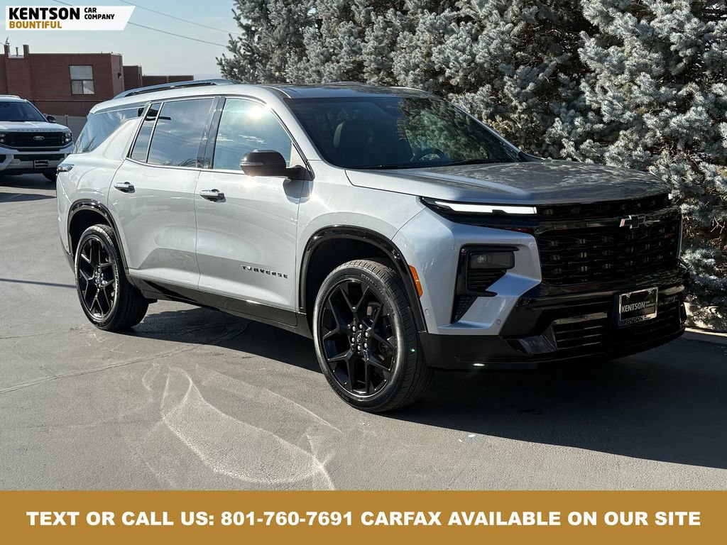 Used 2024 Chevrolet Traverse RS image 12