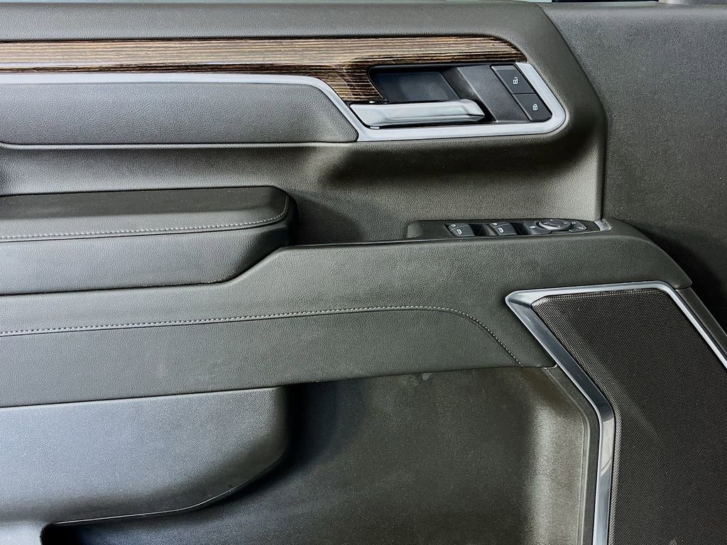 Used 2025 GMC Sierra 3500 SLE w/ SLE Value Package image 25