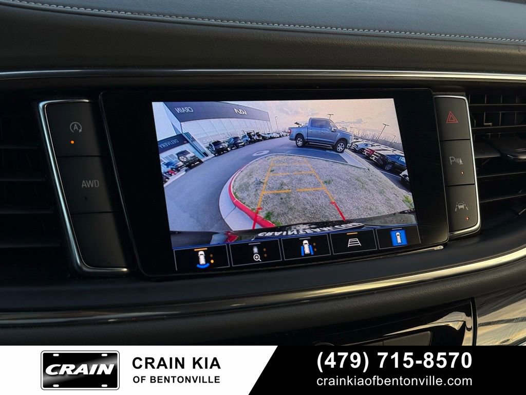 Used 2024 Buick Enclave Premium image 17