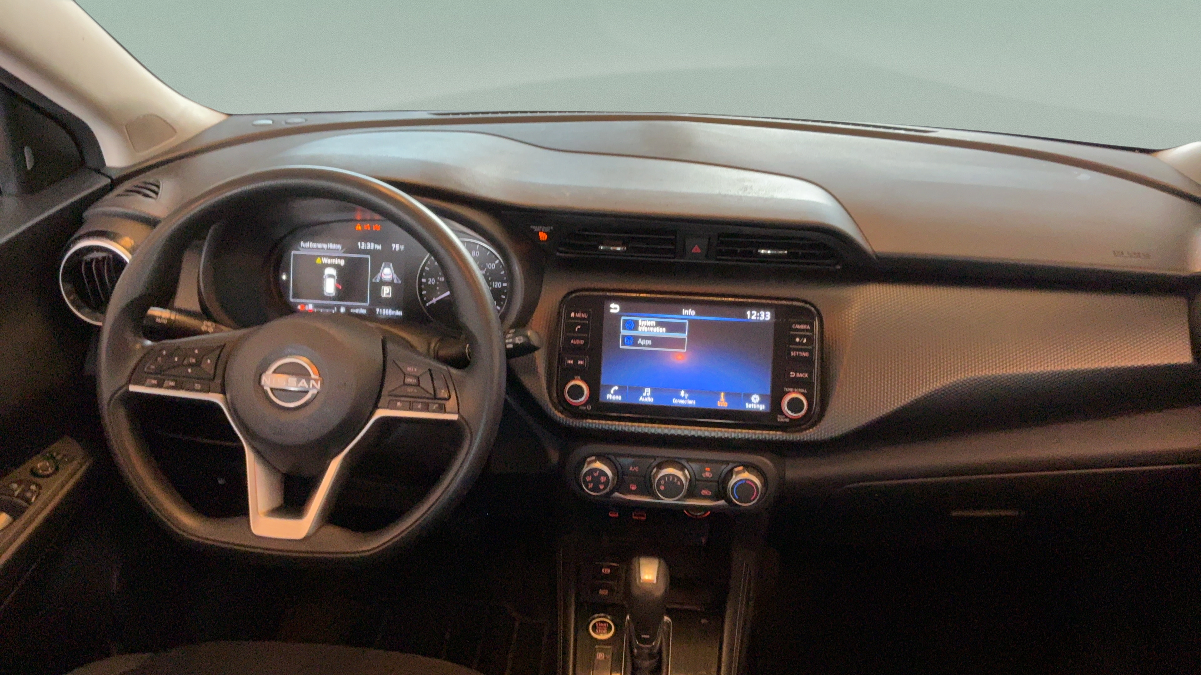 Used 2023 Nissan Kicks SV FWD image 32