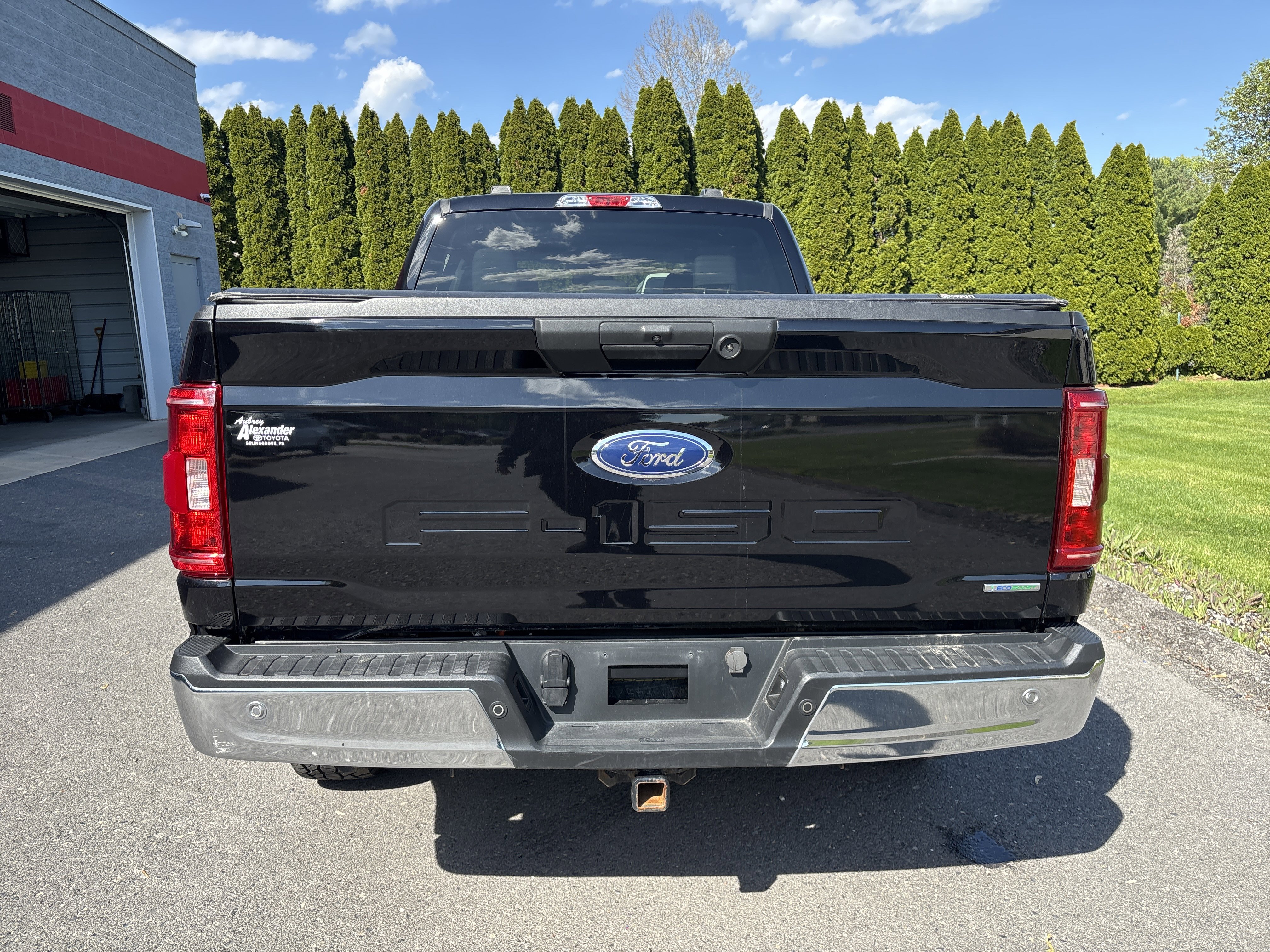 Used 2023 Ford F150 XLT w/ Trailer Tow Package AWD/4WD video 4