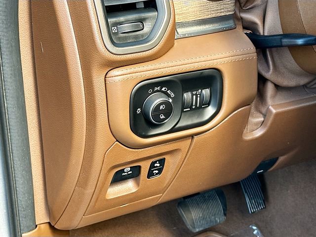 Used 2019 RAM 1500 Limited image 10